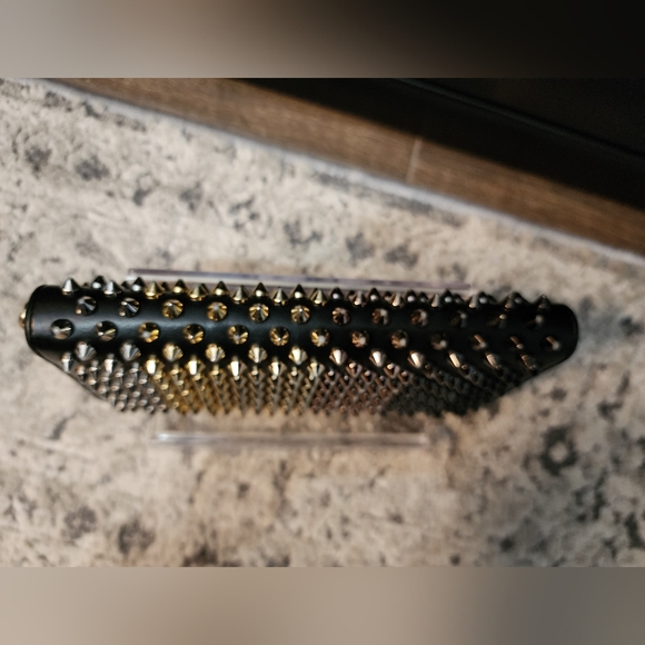 *SOLD* Christian Louboutin Panettone Spike Leather Wallet - Picture 5 of 14